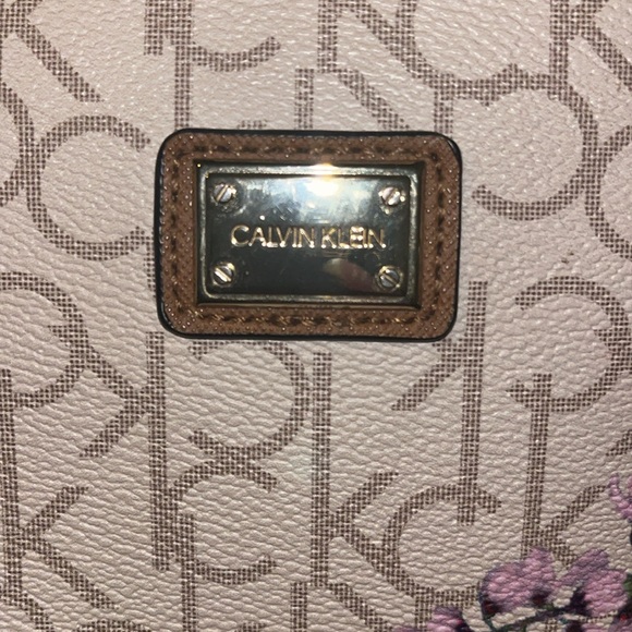 Used Calvin Klein Floral Monogram - Picture 5 of 7